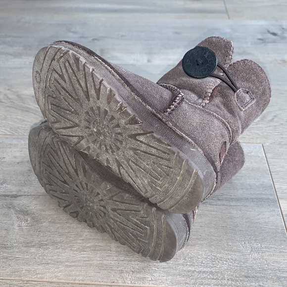 UGG Brown Boots Size 8 Kids - Picture 10 of 12